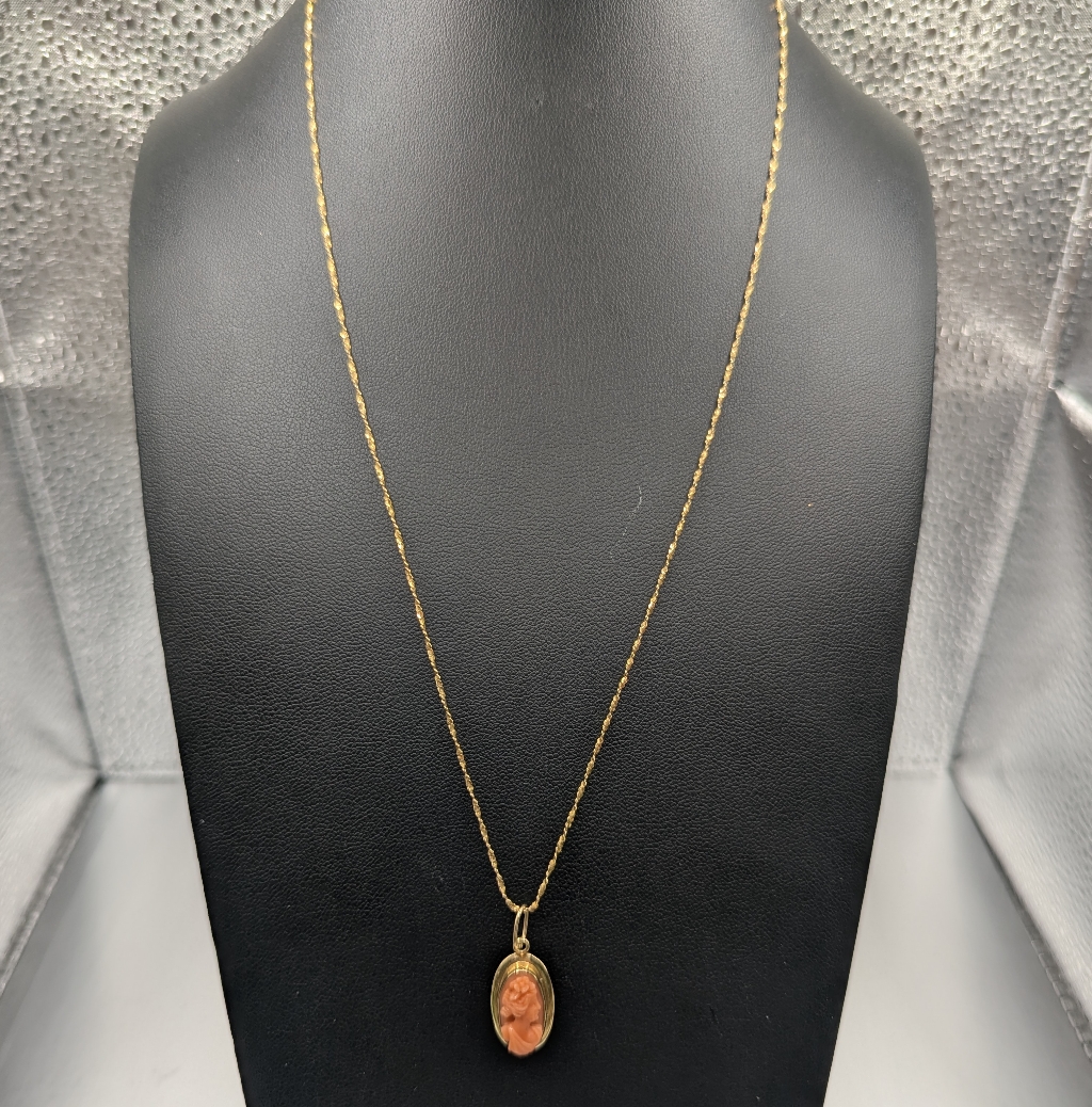 Antique 14k Gold And Pink Coral Cameo Pendant Necklace